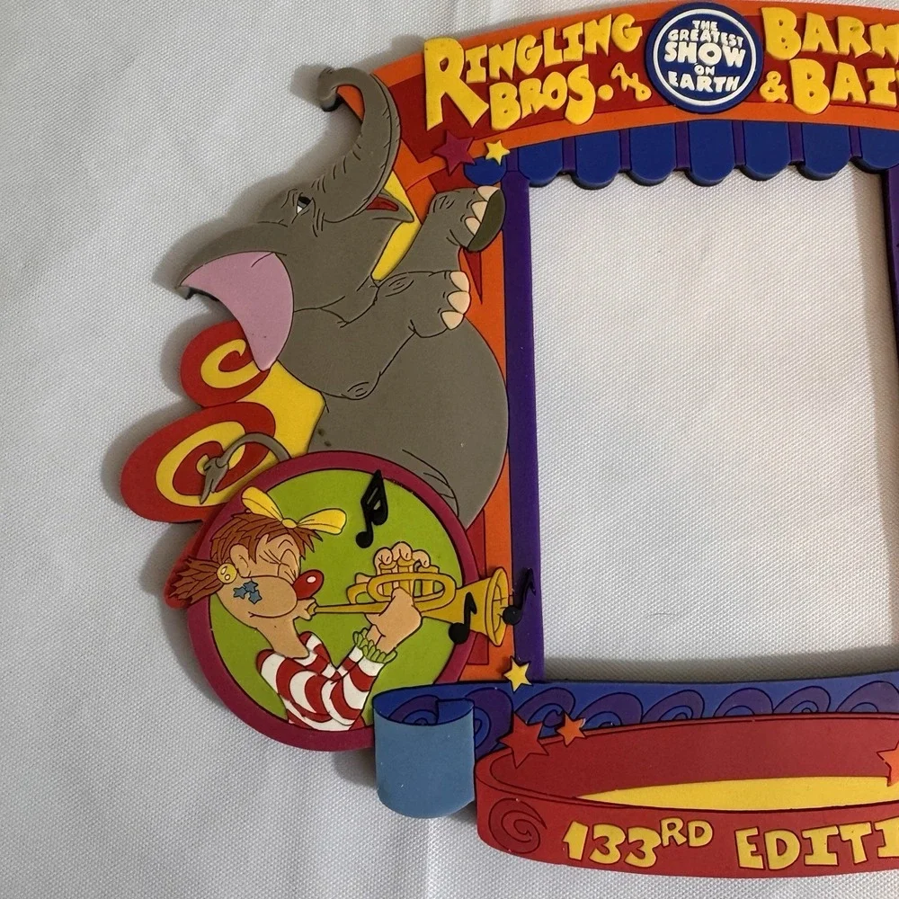 Ringling Brothers &‎ barnum & bailey Circus Rubber Magnetic Picture Frame